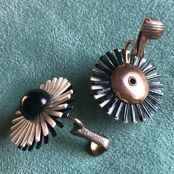 Vintage MARVELLA earrings - Picture 6 of 8